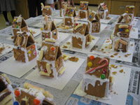Gingerbread house picture #4